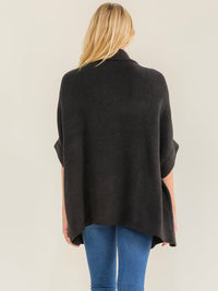 WOMEN'S SHORT SLEEVE FRONT POCKETS BUTTON CLOSURE CARDIGAN