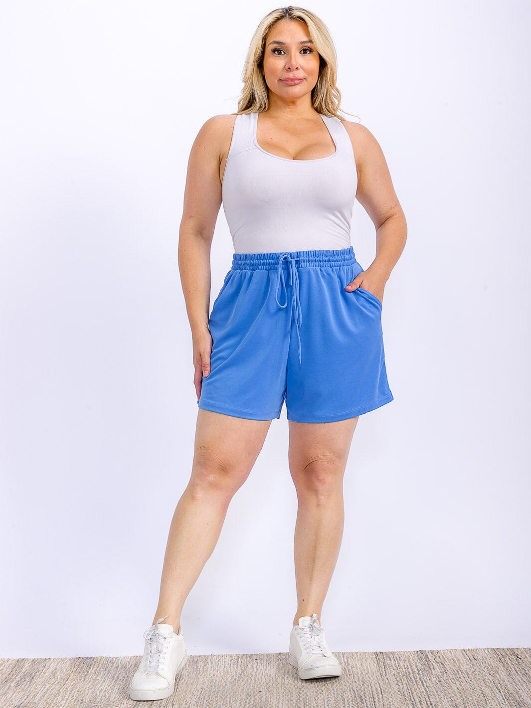 PLUS SIZE ELASTIC WIST SELF TIE POCKETS MINI SHORTS