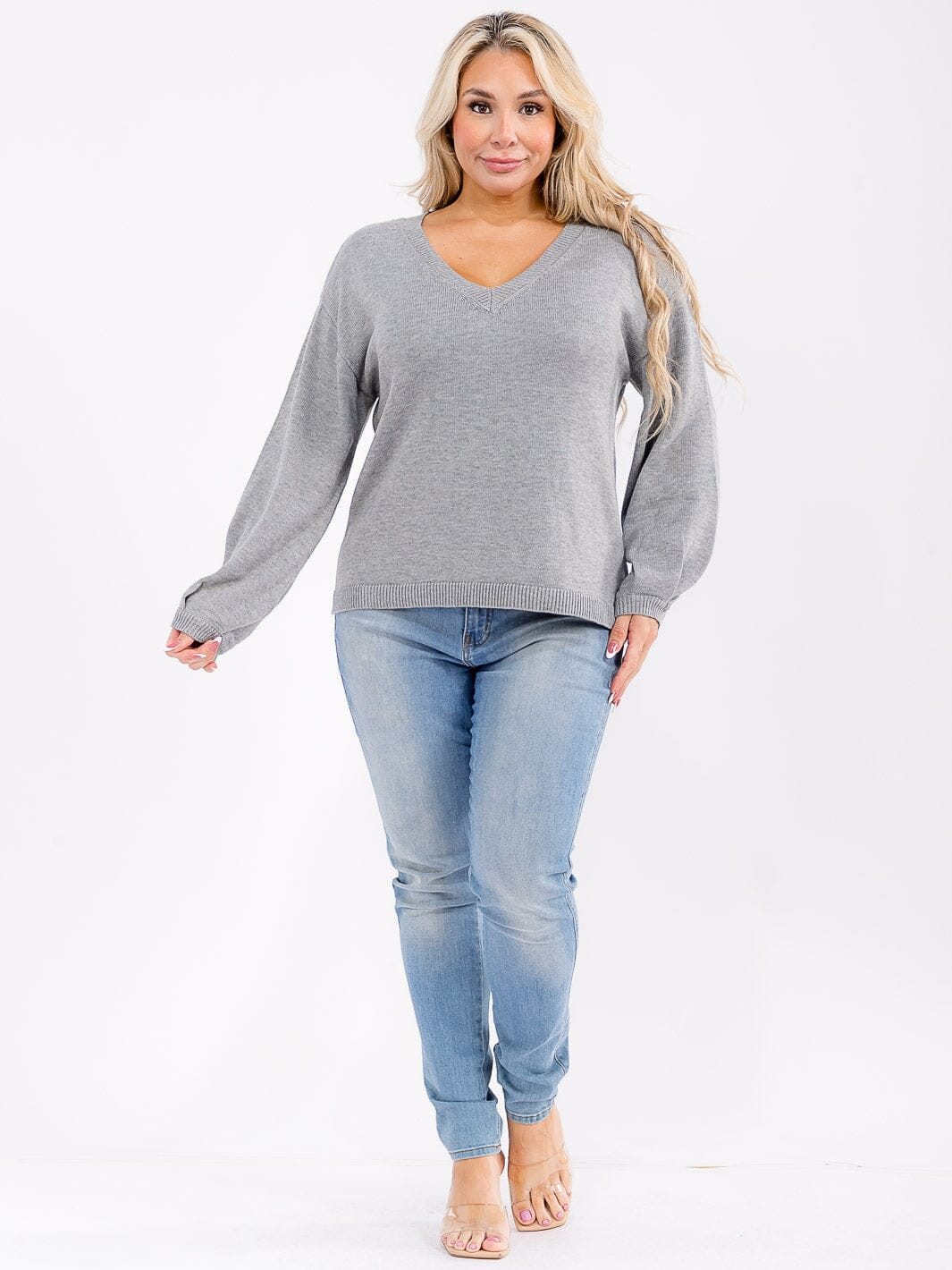 PLUS SIZE LONG DETAILED SLEEVE V-NECK PULLOVER SWEATER