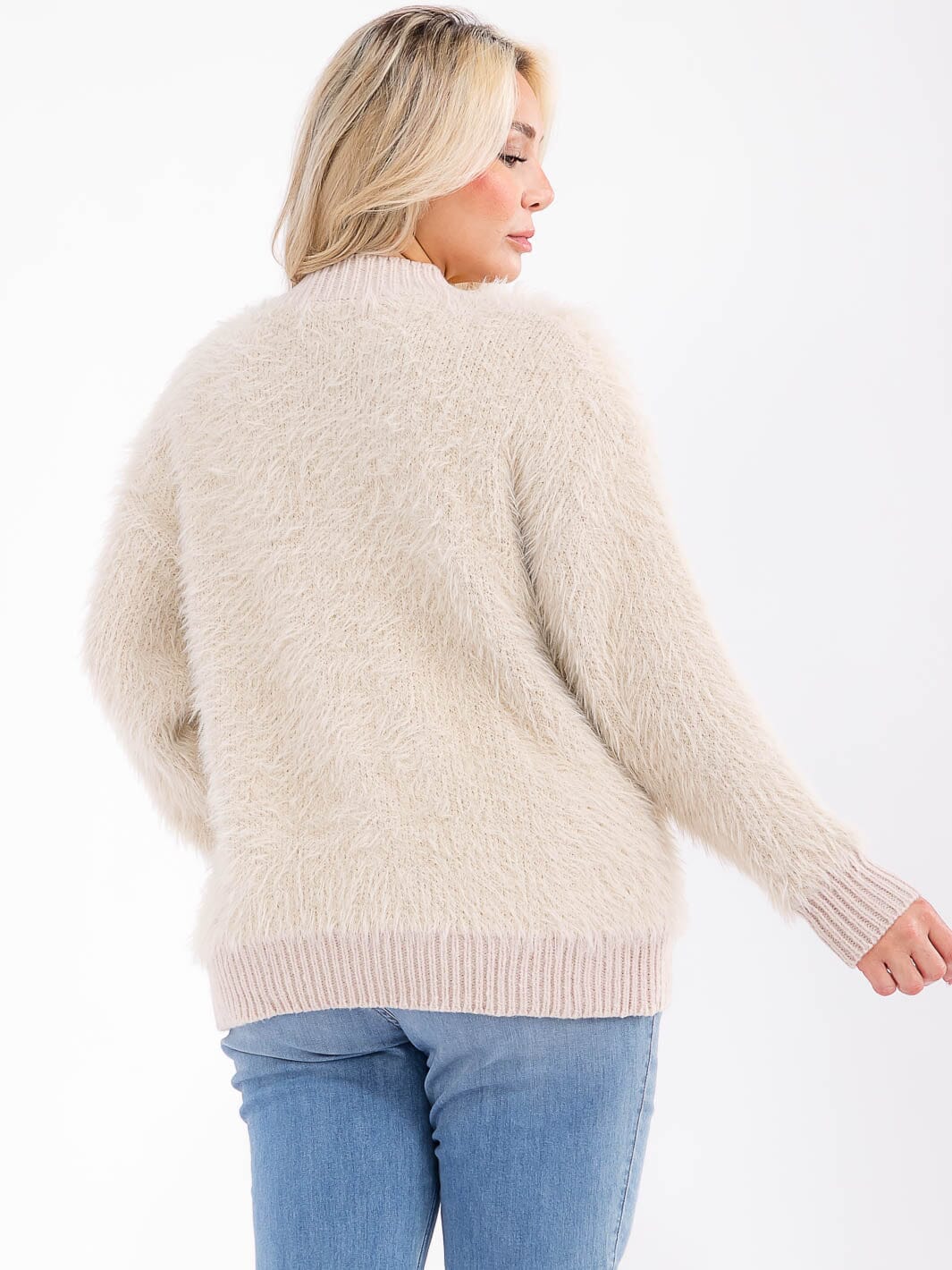 PLUS SIZE LONG SLEEVE FUZZY PULLOVER SWEATER