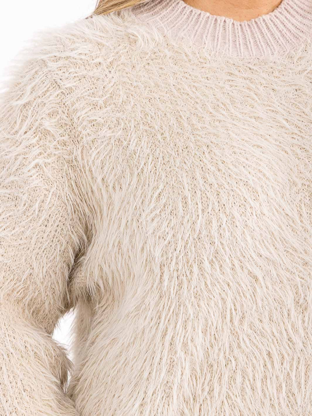 PLUS SIZE LONG SLEEVE FUZZY PULLOVER SWEATER