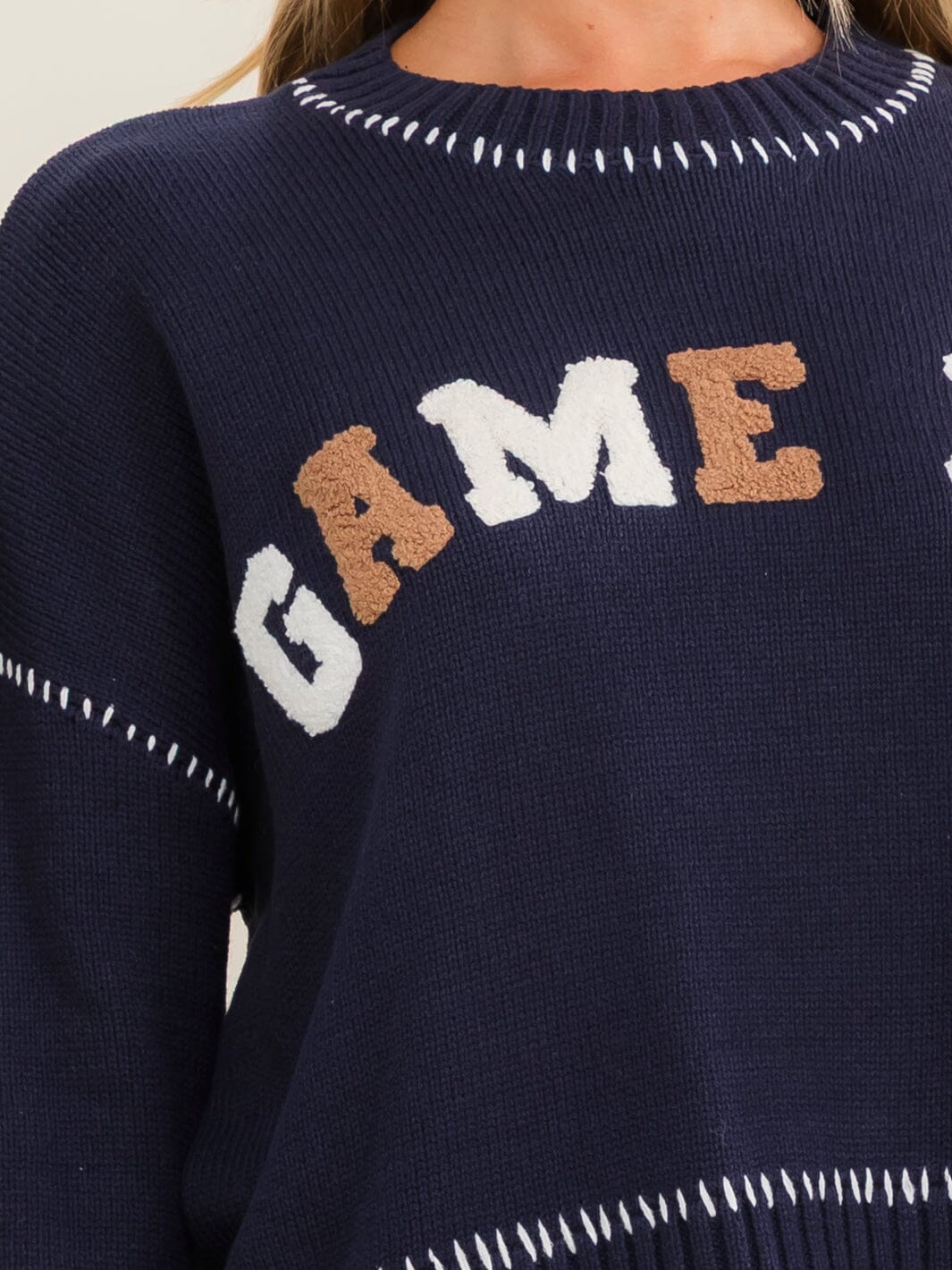 WOMEN'S LONG SLEEVE GAME DAY GRAPHIC PULLOVER SWEATER