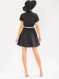 WOMEN'S SHORT SLEEVE ZIPPER CLOSURE FRONT POCKETS ELASTIC WAIST MINI DRESS