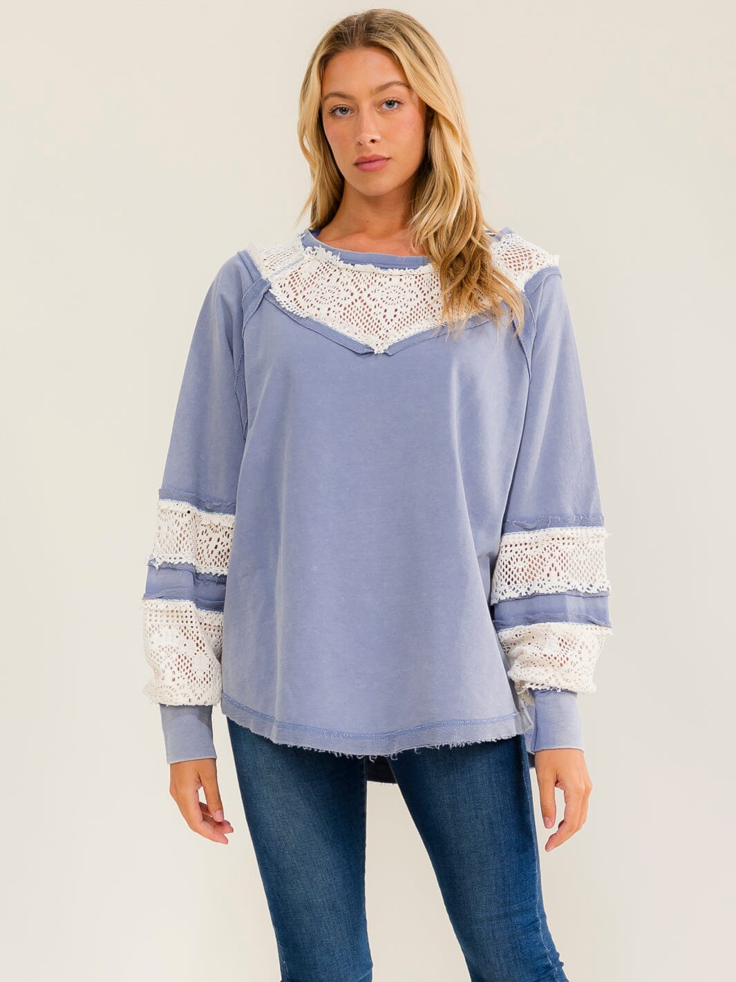 WOMEN'S LONG SLEEVE LOOSE FIT LACE WASHED CONTRAST TOP