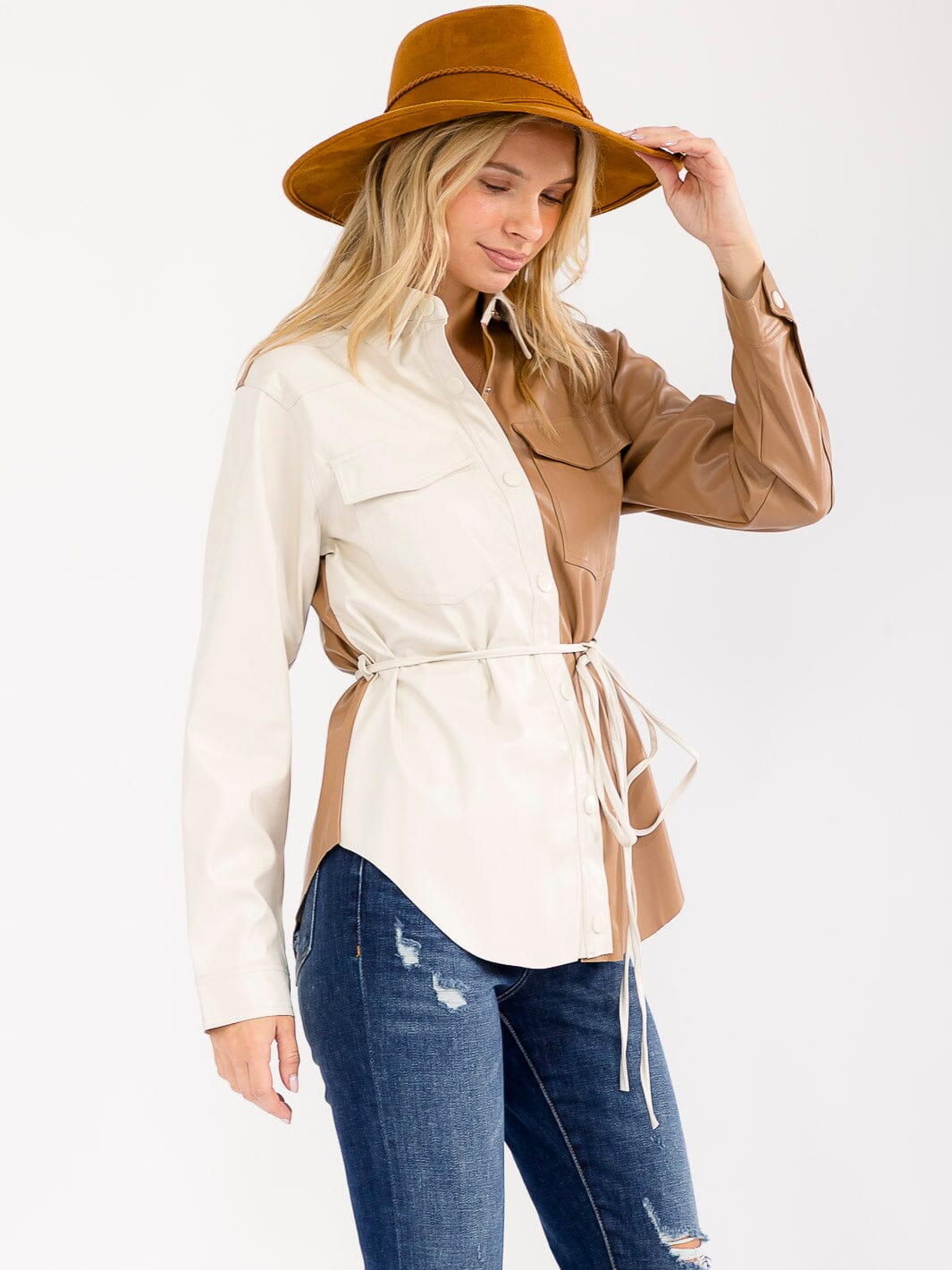 WOMEN'S LONG SLEEVE BUTTON CLOSURE POCKETS TWO TONE PU PLEATHER JACKET