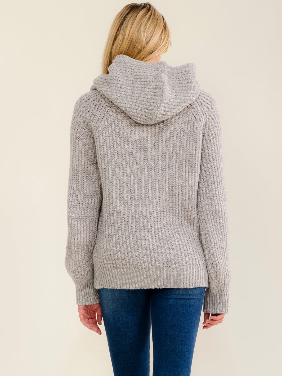 WOMEN'S LONG SLEEVE HOODED KNIT PULLOVER SWEATER