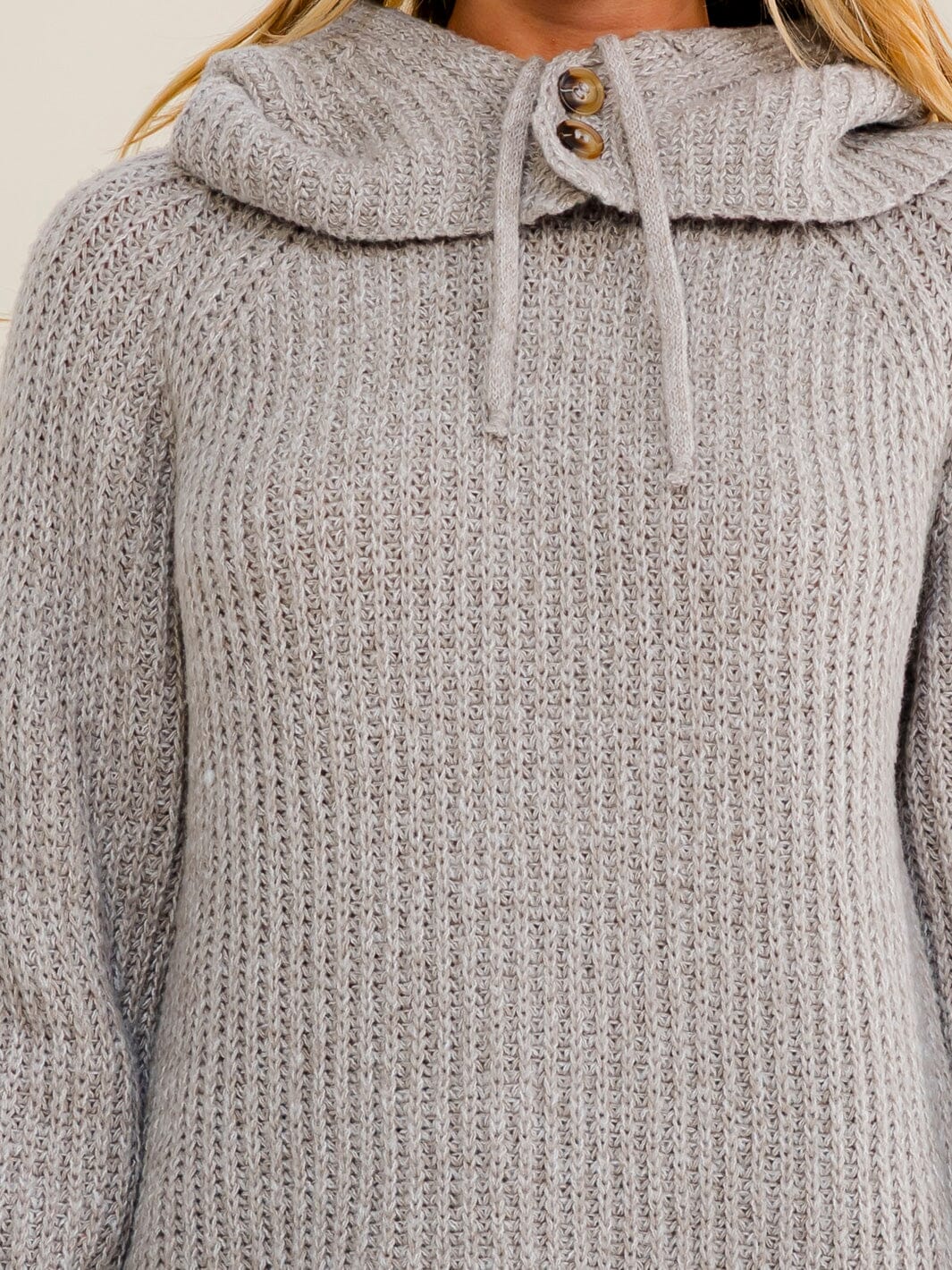 WOMEN'S LONG SLEEVE HOODED KNIT PULLOVER SWEATER