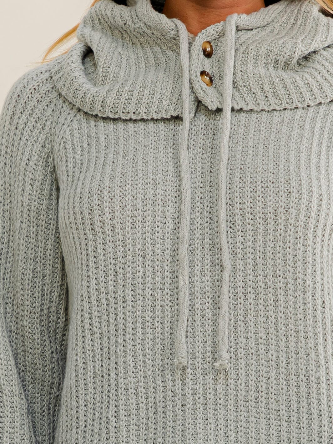 WOMEN'S LONG SLEEVE HOODED KNIT PULLOVER SWEATER