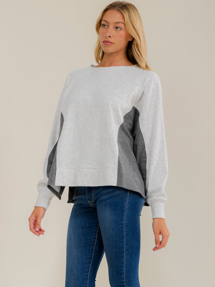 WOMEN'S LONG SLEEVE COLORBLOCK PULLOVER SWEATER