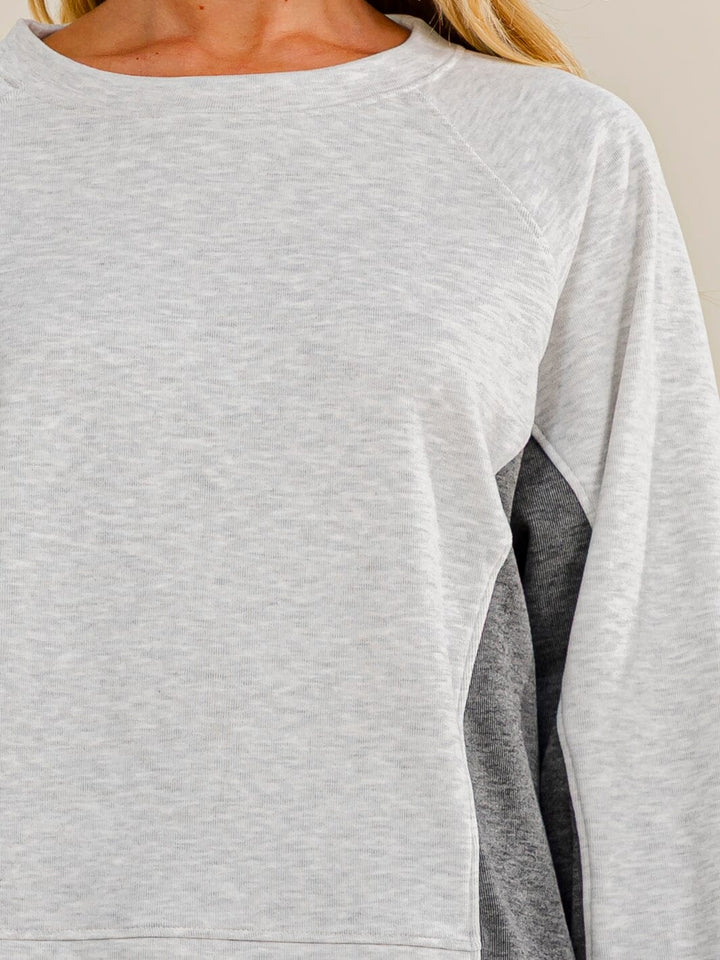 WOMEN'S LONG SLEEVE COLORBLOCK PULLOVER SWEATER