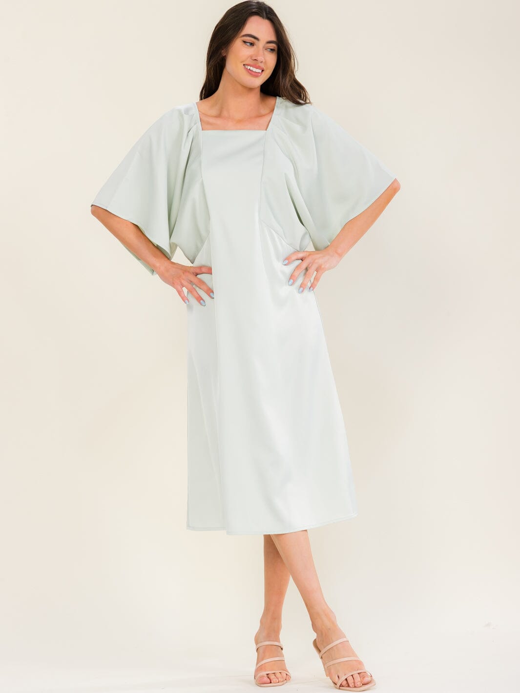 ENTRO WOMEN'S SHORT SLEEVE SOLID MIDI DRESS