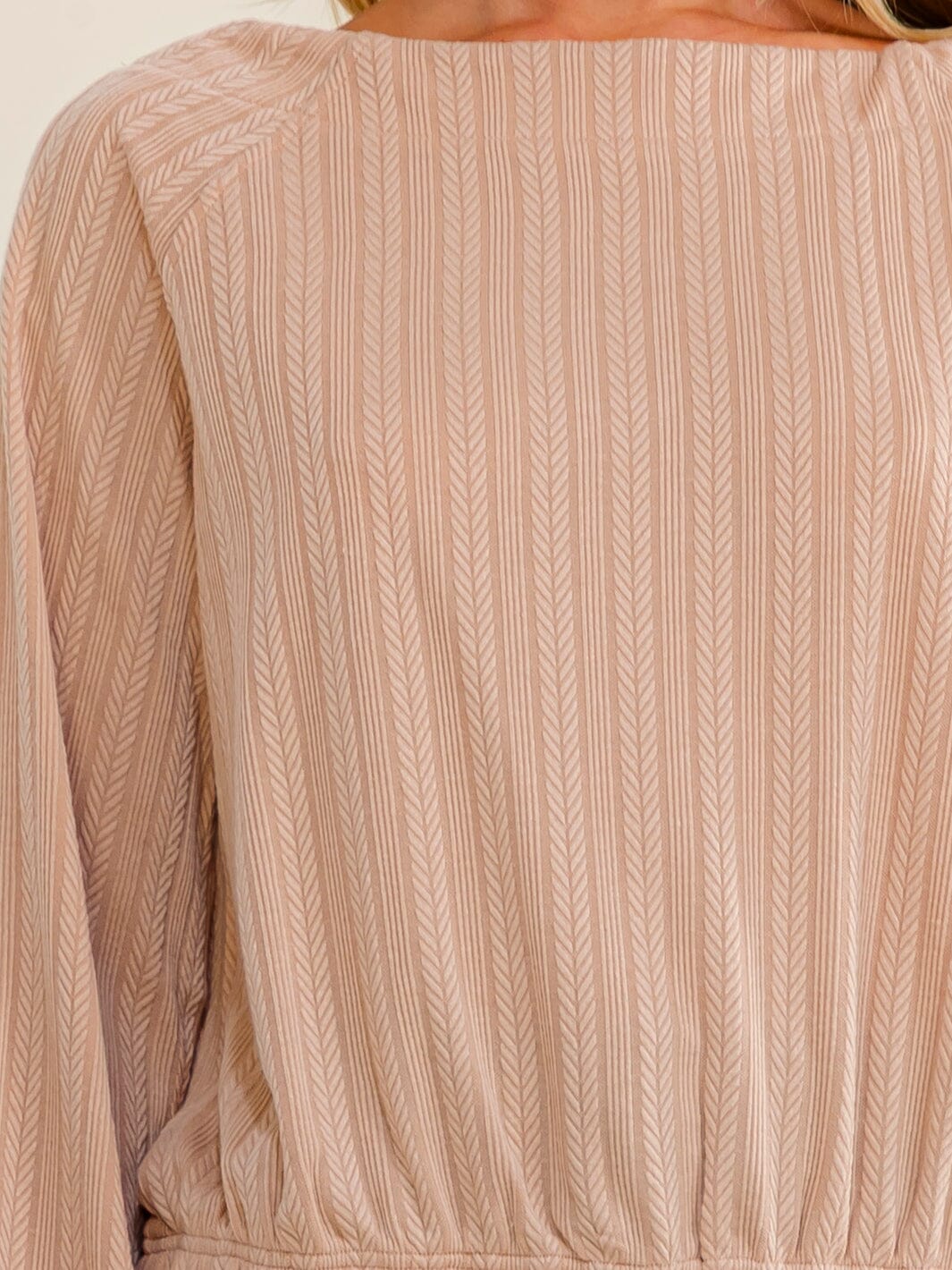 WOMEN'S LONG SLEEVE ELASTIC WAIST CABLE KNIT BLOUSE