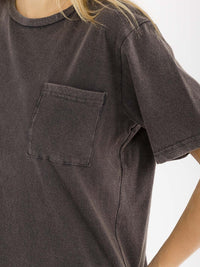 WOMEN'S SHORT SLEEVE FRONT POCKET BASIC TOP