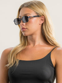 FASHION ASSORTED COLORS SUNGLASSES