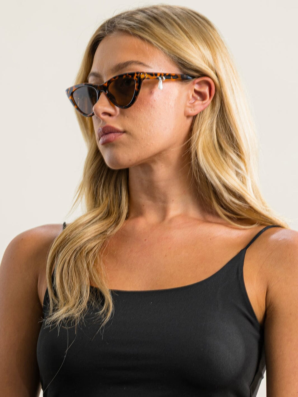 FASHION ASSORTED COLORS SUNGLASSES