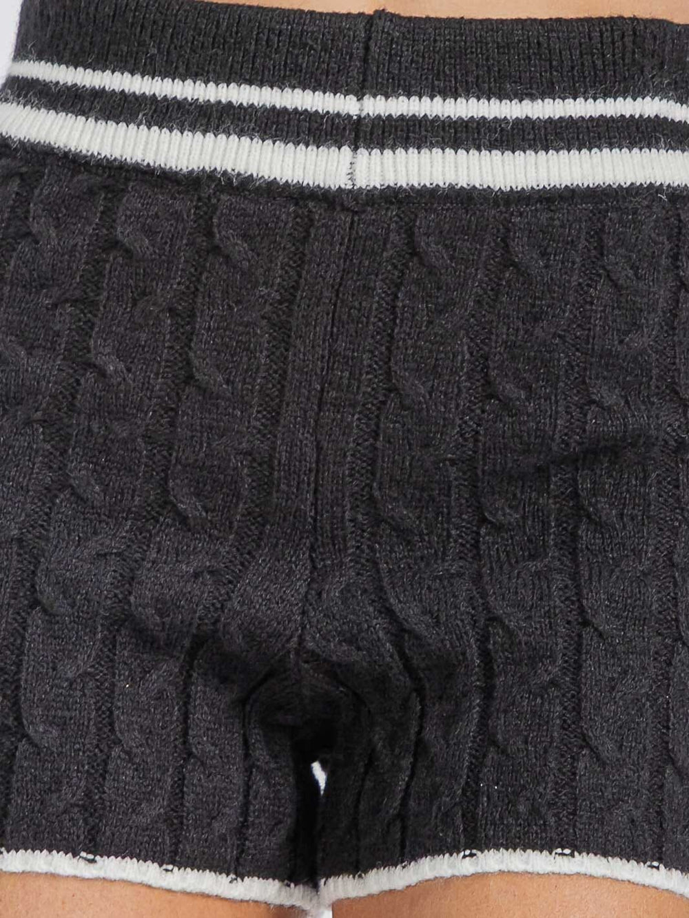 WOMEN'S ELASTIC WAIST CABLE KNIT COLORBLOCK MINI SHORTS
