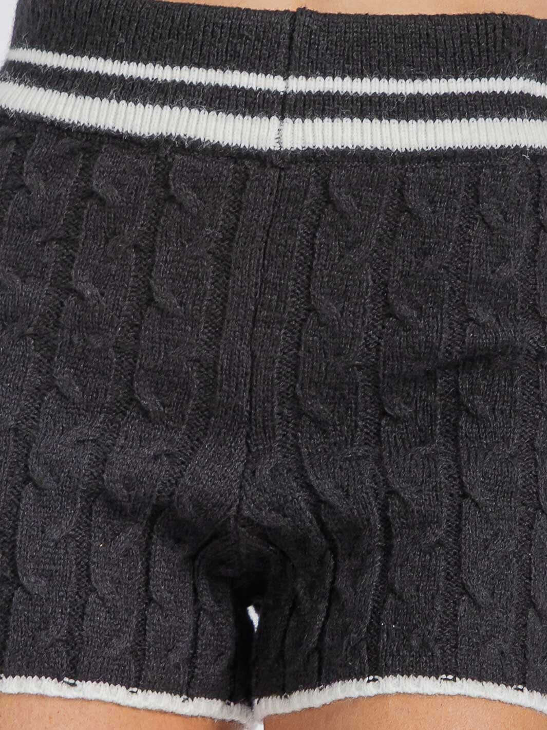 WOMEN'S ELASTIC WAIST CABLE KNIT COLORBLOCK MINI SHORTS