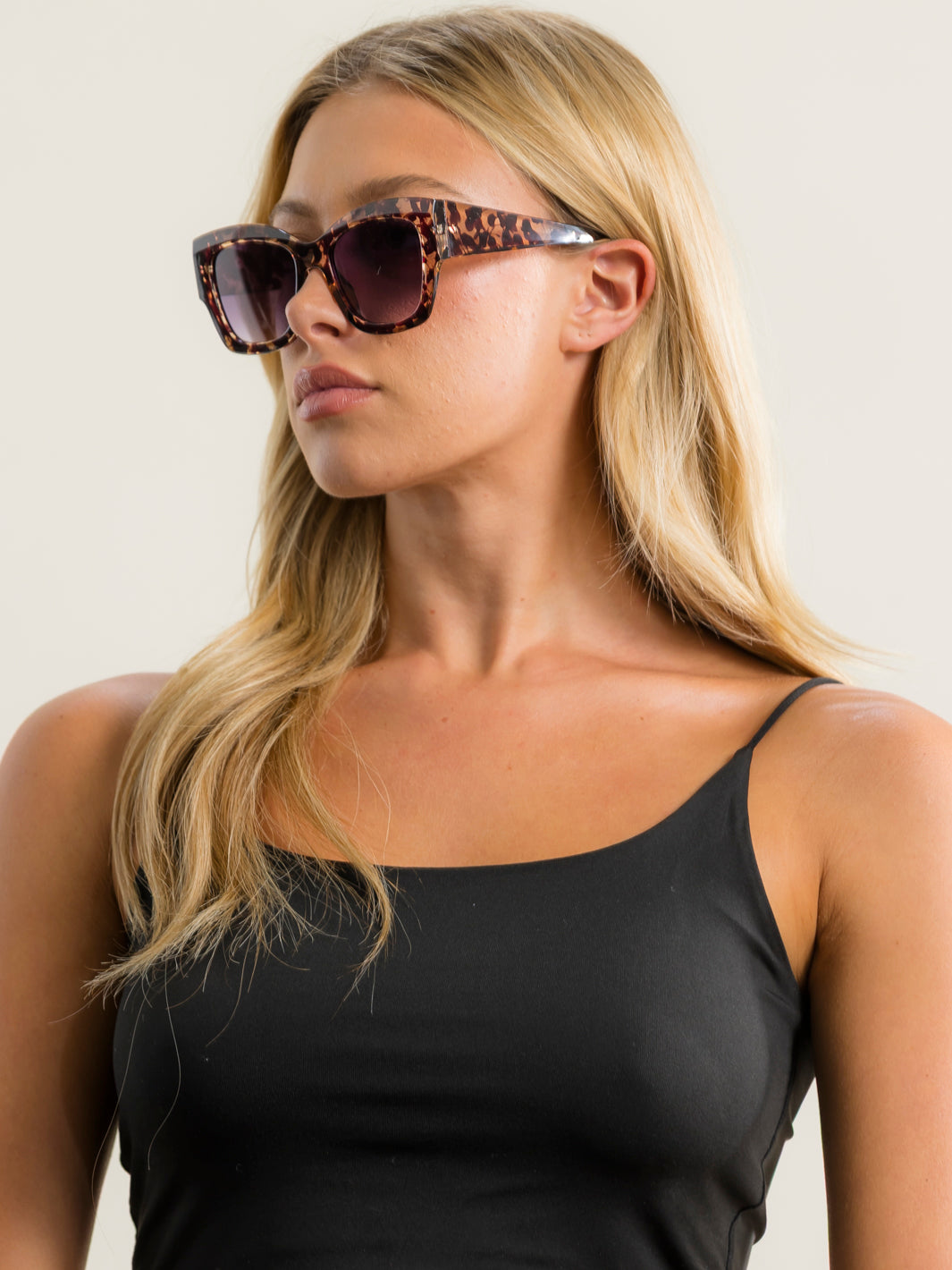 FASHION ASSORTED COLORS SUNGLASSES