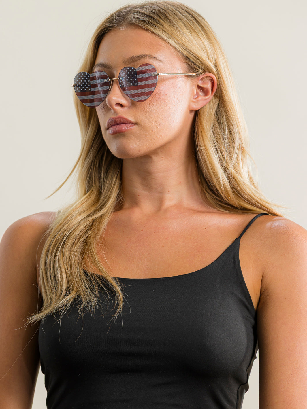 FASHION AMERICA FLAG PATRIOTIC HEART SUNGLASSES