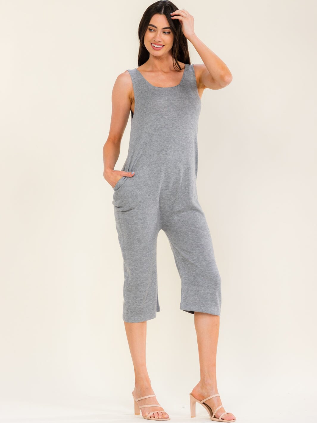 WOMEN'S SLEEVELESS FRONT POCKETS WIDE LEG JUMPSUIT