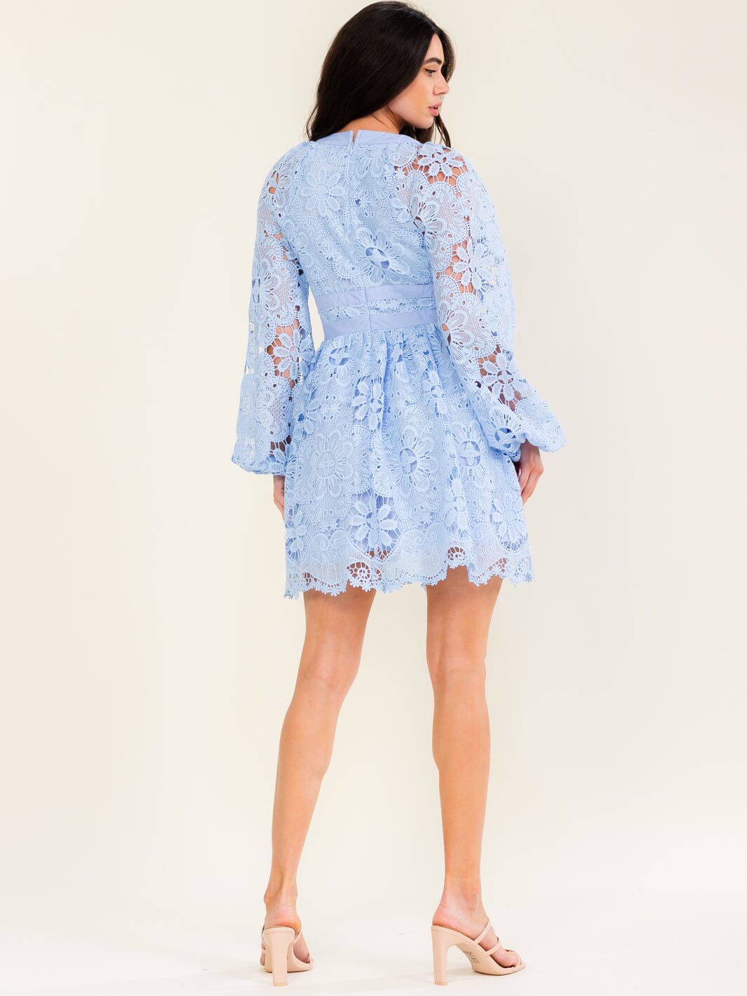 BEULAH WOMEN'S LONG SLEEVE V-NECK CROCHET MINI DRESS