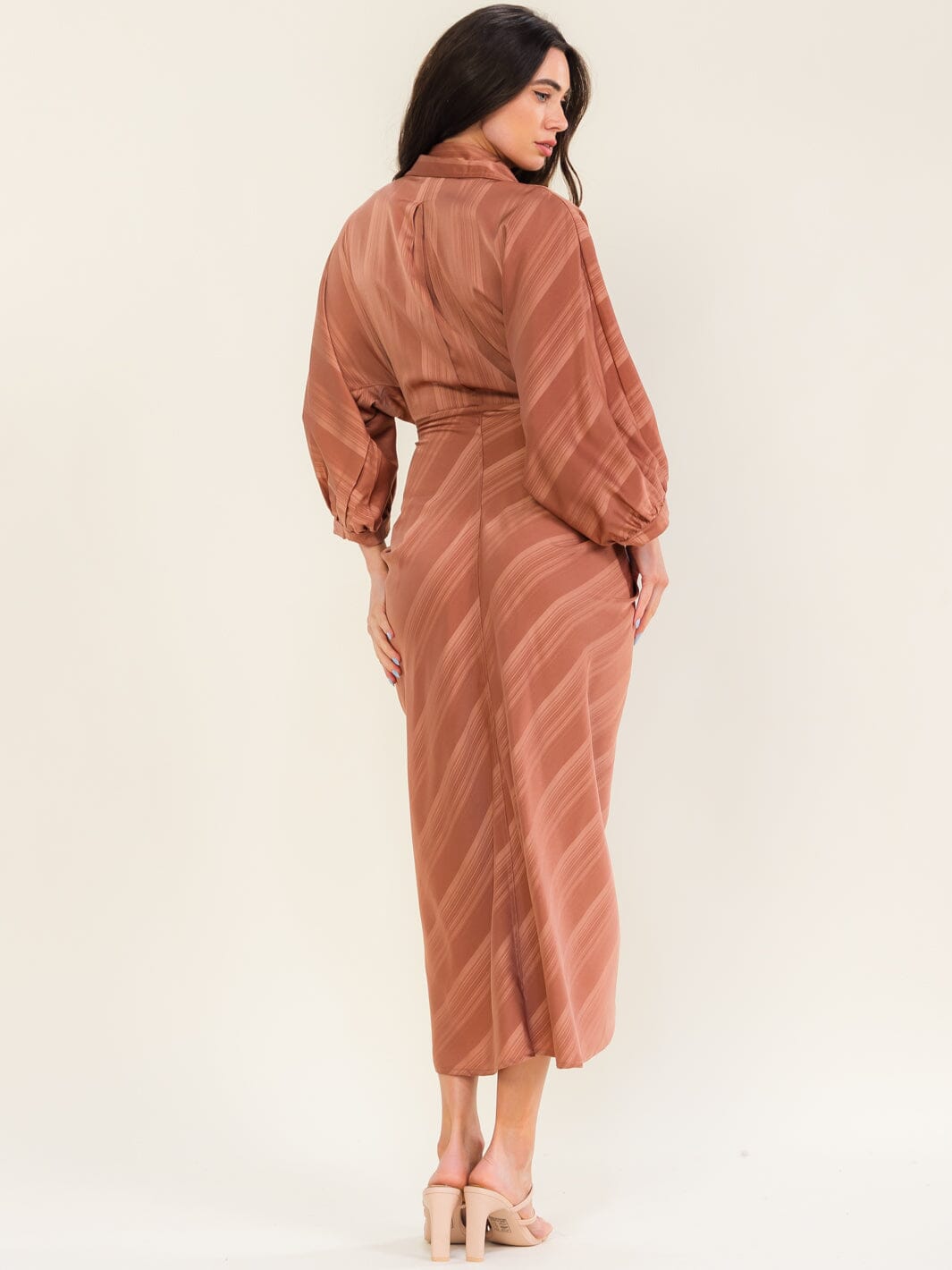 ENTRO WOMEN'S LONG SLEEVE BUTTON UP SELF TIE MAXI DRESS
