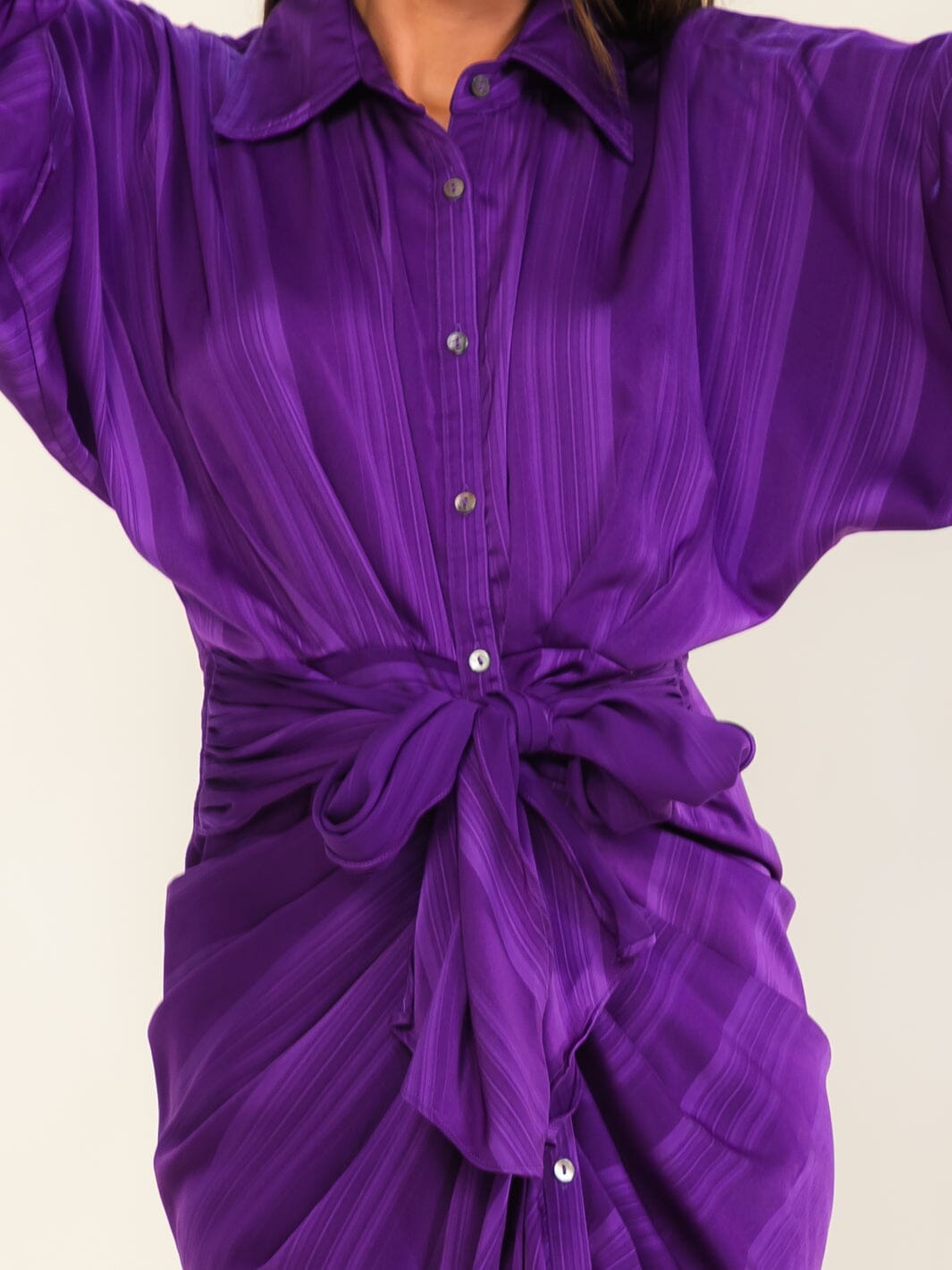 ENTRO WOMEN'S LONG SLEEVE BUTTON UP SELF TIE MAXI DRESS