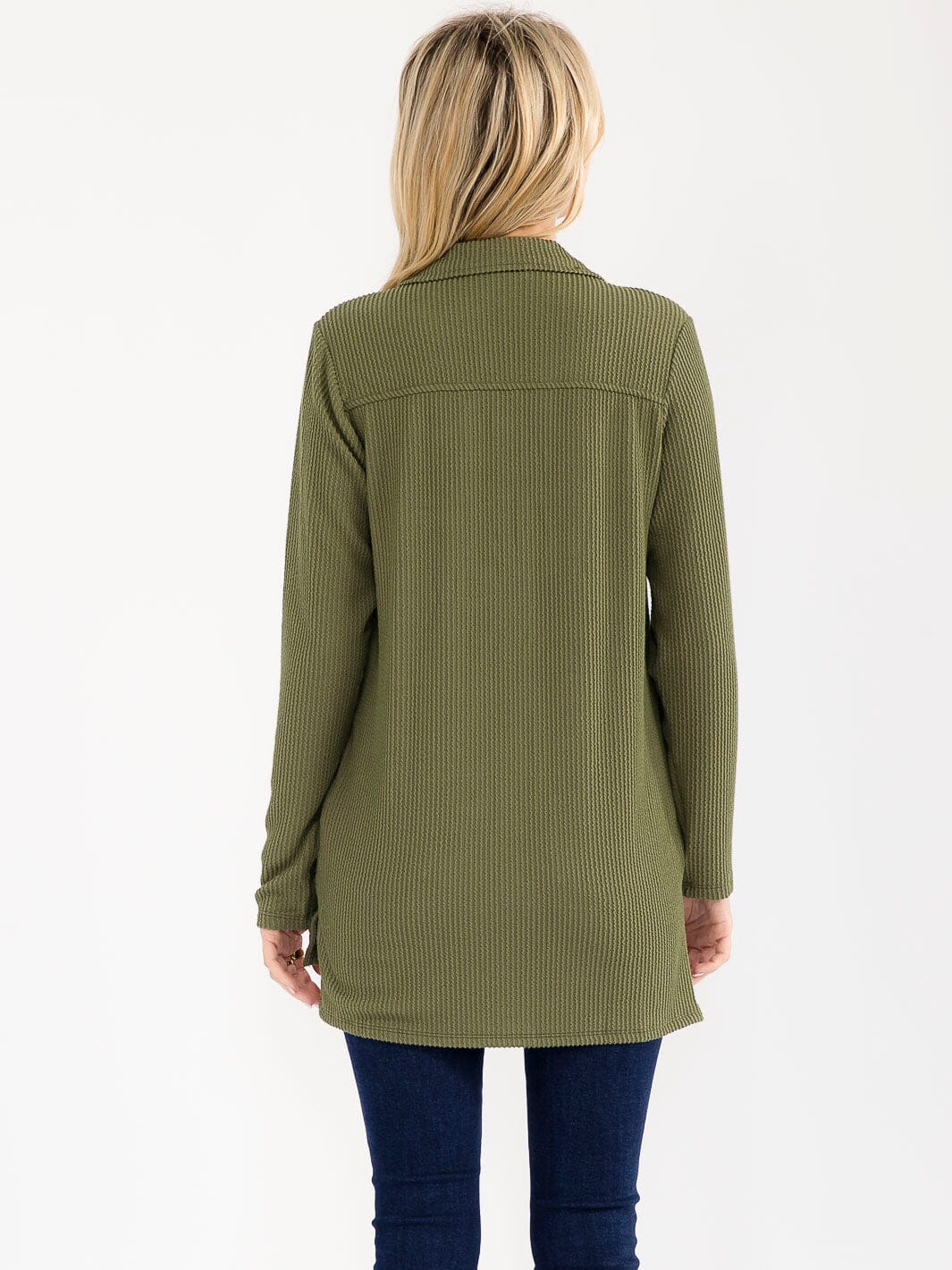 WOMEN'S LONG SLEEVE BUTTON CLOSURE FRONT POCKET RIBBED TOP