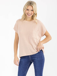 WOMEN'S SHORT SLEEVE FRONT POCKET RIBBED DETAILED BLOUSE
