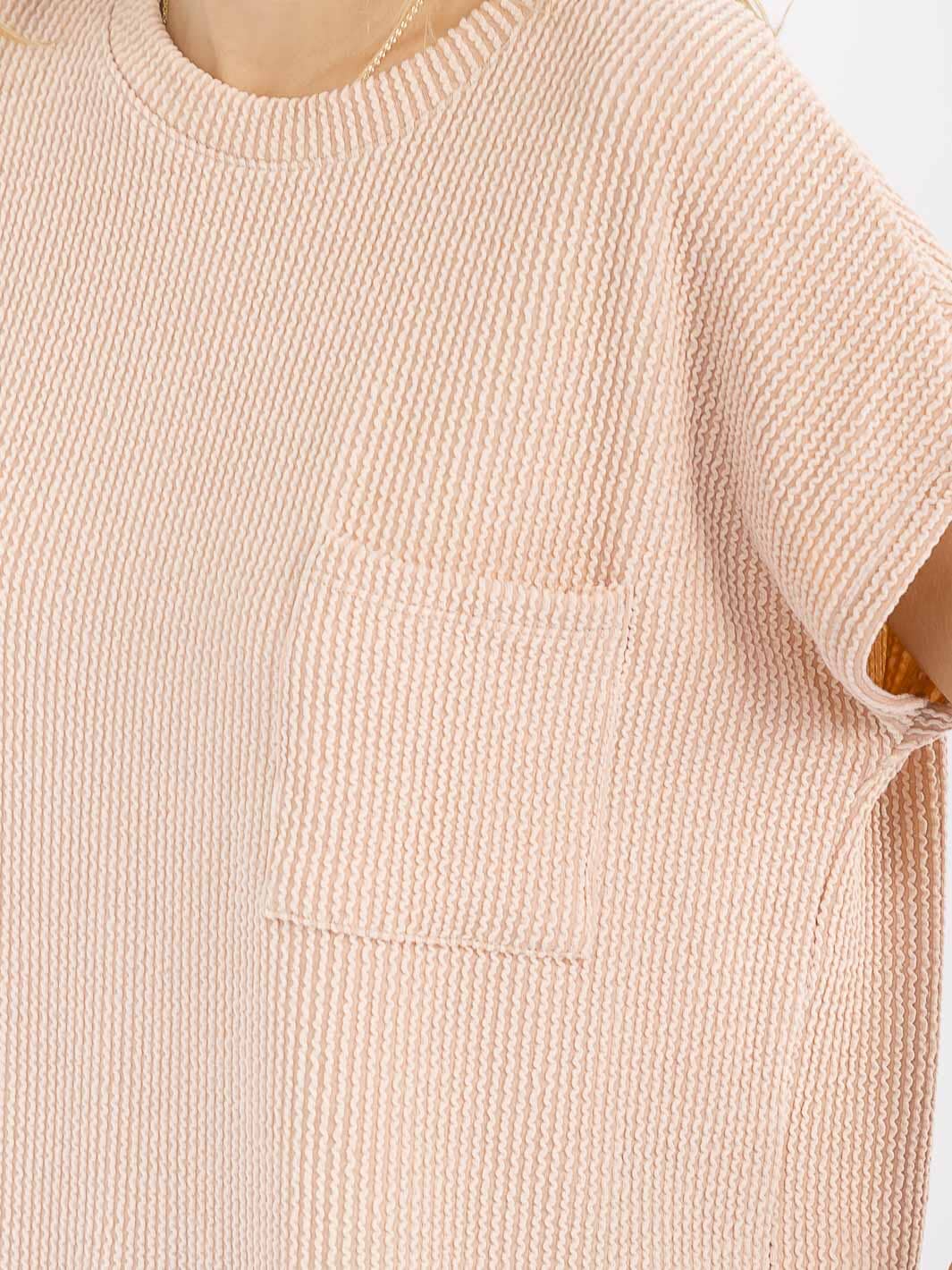 WOMEN'S SHORT SLEEVE FRONT POCKET RIBBED DETAILED BLOUSE