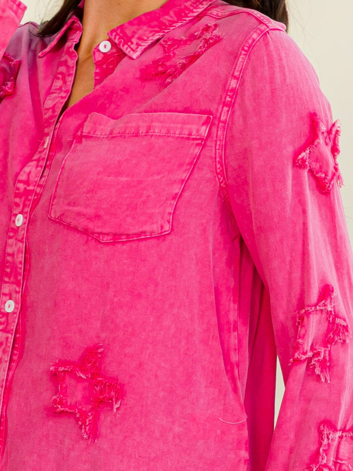 WOMEN'S LONG SLEEVE BUTTON UP FRONT POCKET WASHED BLOUSE