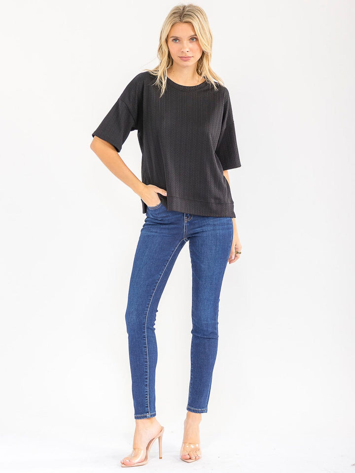 WOMEN'S SHORT SLEEVE RIBBED DETAILED BLOUSE