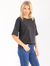WOMEN'S SHORT SLEEVE RIBBED DETAILED BLOUSE