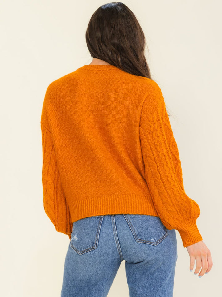 WOMEN'S LONG SLEEVE CABLE KNIT PULLOVER SWEATER