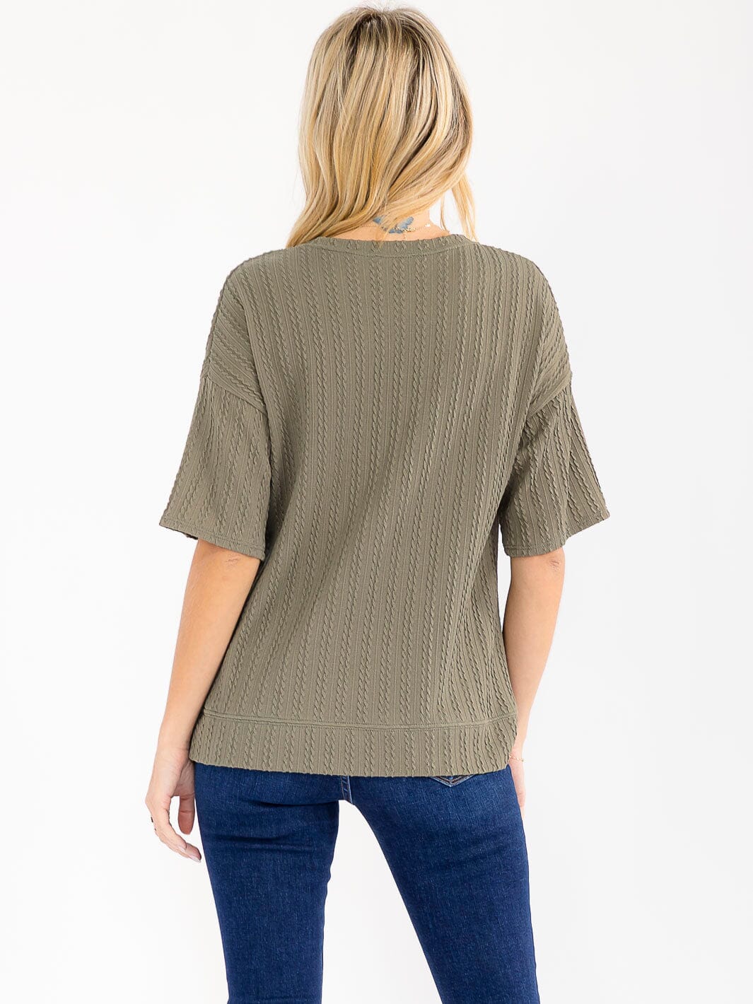 WOMEN'S SHORT SLEEVE RIBBED DETAILED BLOUSE