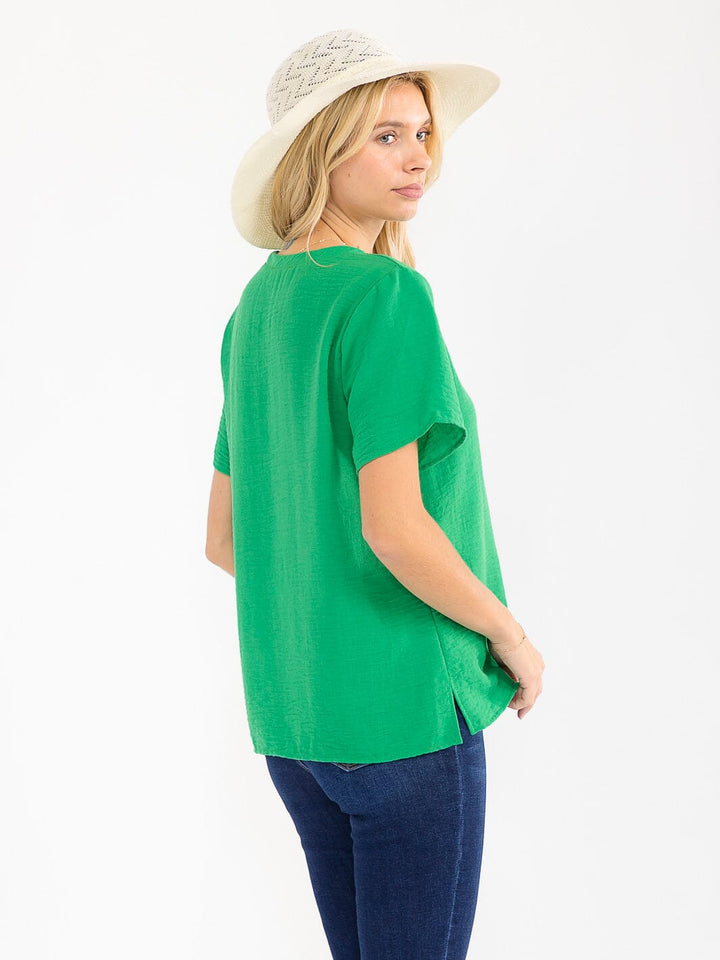 WOMEN'S SHORT SLEEVE SOLID TOP