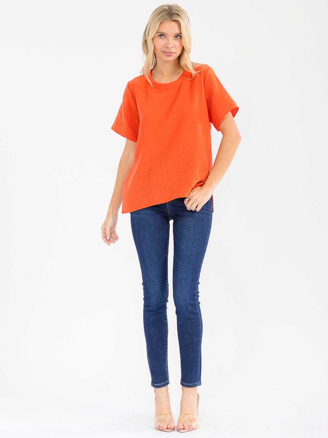 WOMEN'S SHORT SLEEVE SOLID TOP