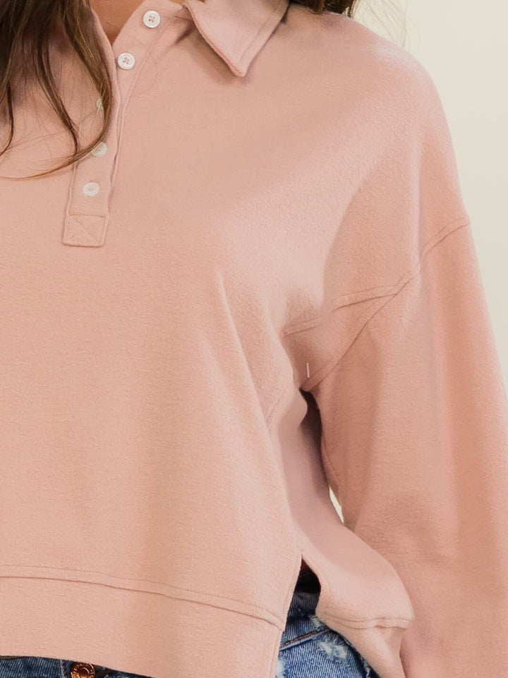 WOMEN'S LONG SLEEVE BUTTON UP TOP