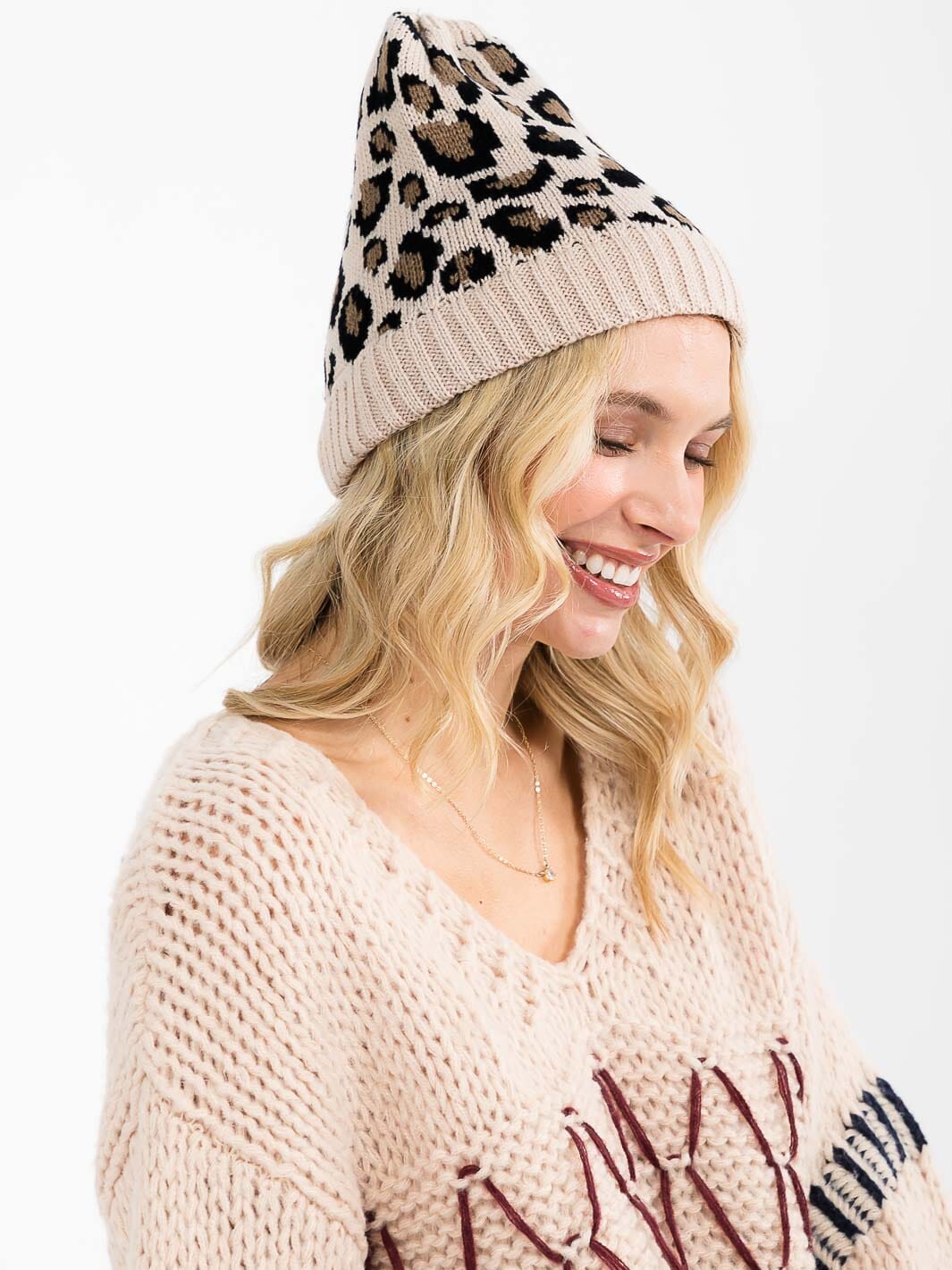 FASHION ANIMAL PRINT KNITTED PONY TAIL BEANIE