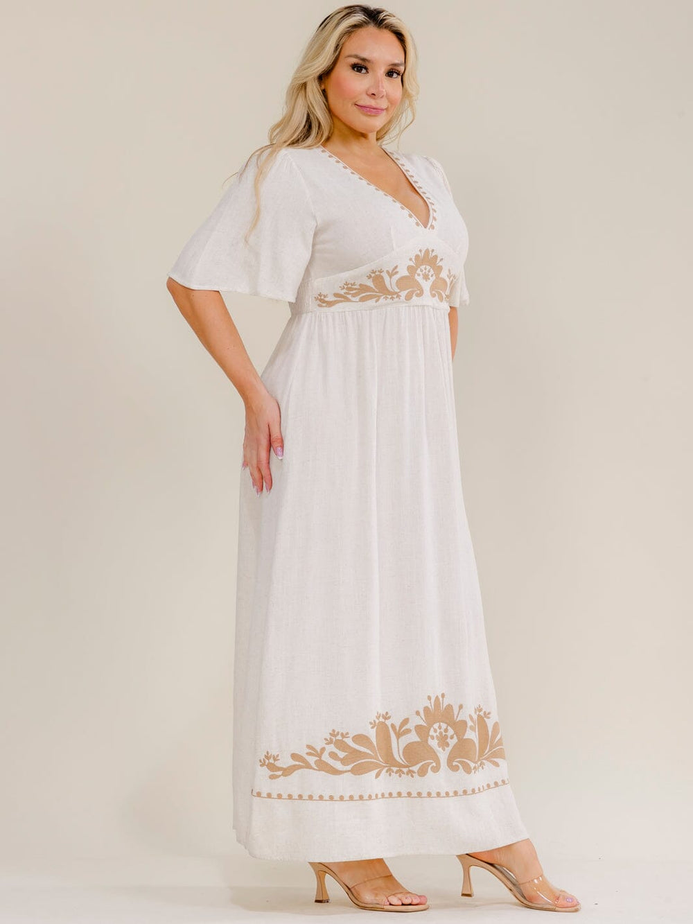 PLUS SIZE SHORT SLEEVE V-NECK ELASTIC WAIST EMBROIDERY MAXI DRESS