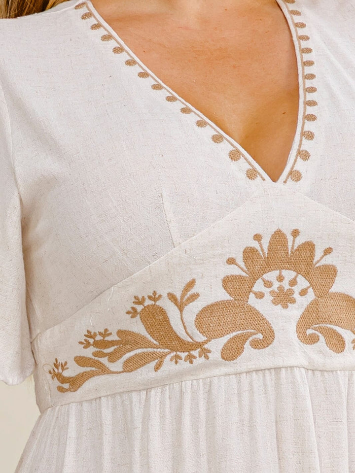 PLUS SIZE SHORT SLEEVE V-NECK ELASTIC WAIST EMBROIDERY MAXI DRESS