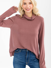 WOMEN'S LONG SLEEVE TURTLE NECK TOP