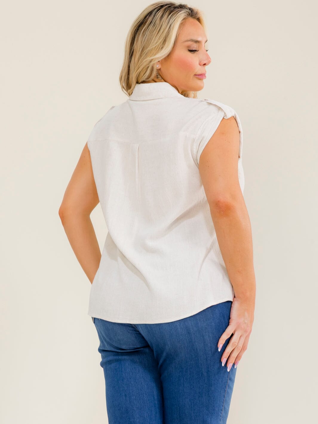 PLUS SIZE SHORT SLEEVE V-NECK BUTTON UP EMBROIDERY LINEN BLOUSE
