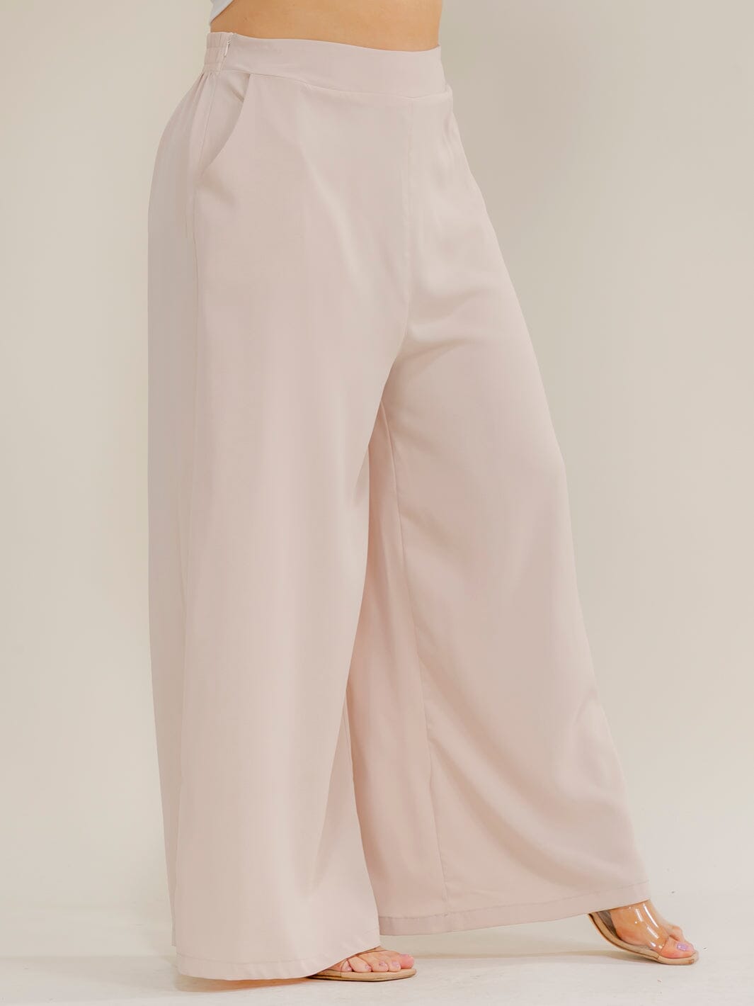 PLUS SIZE ELASTIC WAIST FRONT POCKETS WIDE LEG PANTS