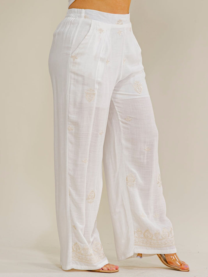 PLUS SIZE ELASTIC WAIST FRONT POCKETS EMBROIDERY WIDE LEG PANTS