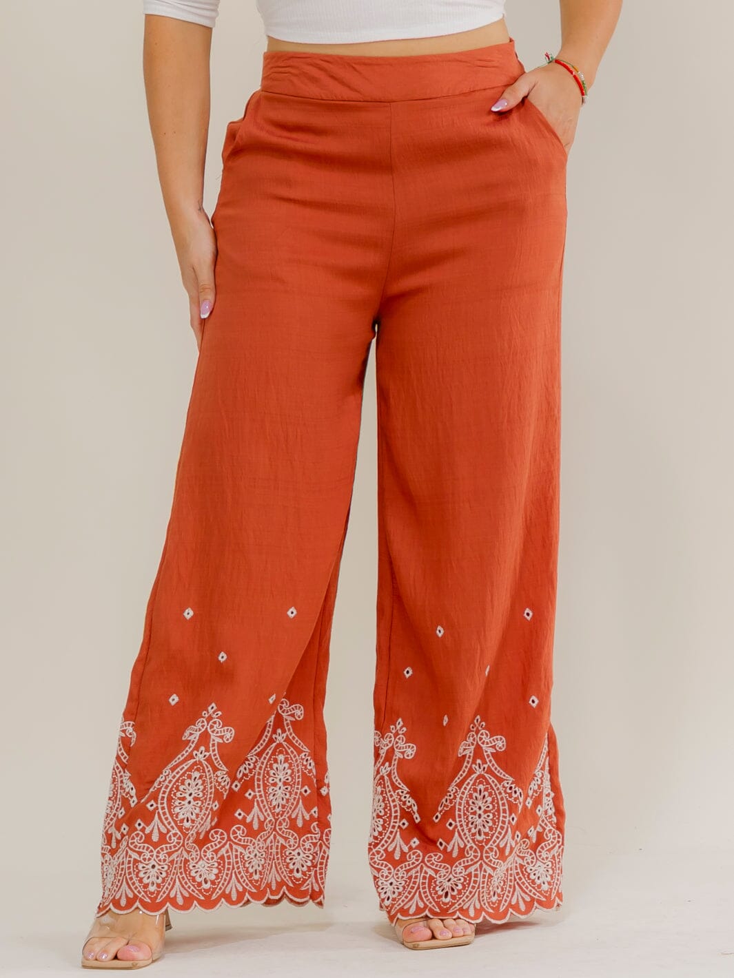 PLUS SIZE ELASTIC WAIST FRONT POCKETS FLORAL EMBROIDERY WIDE LEG PANTS