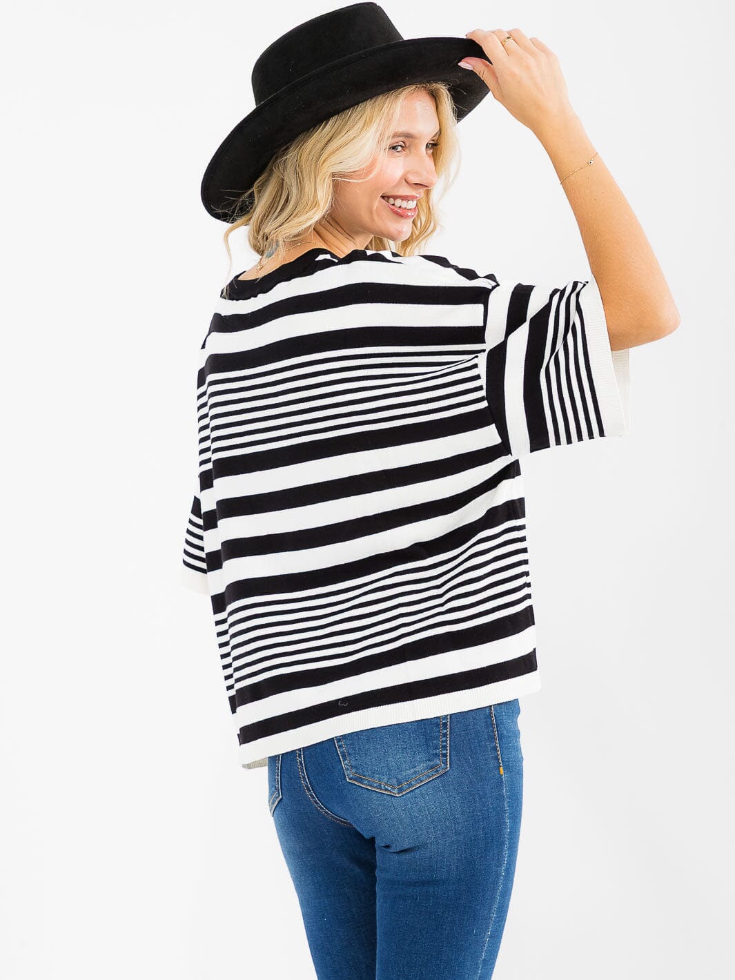 WOMEN'S SHORT SLEEVE COLORBLOCK STRIPES TOP