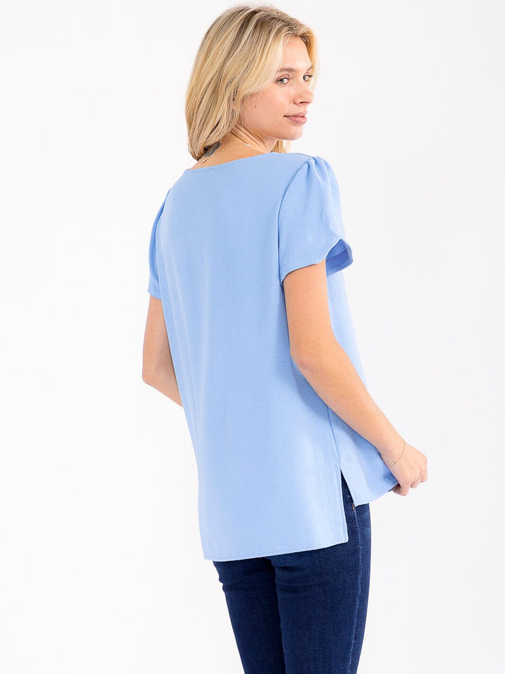 WOMEN'S SHORT DETAILED SLEEVE HIGH-LOW SOLID BLOUSE