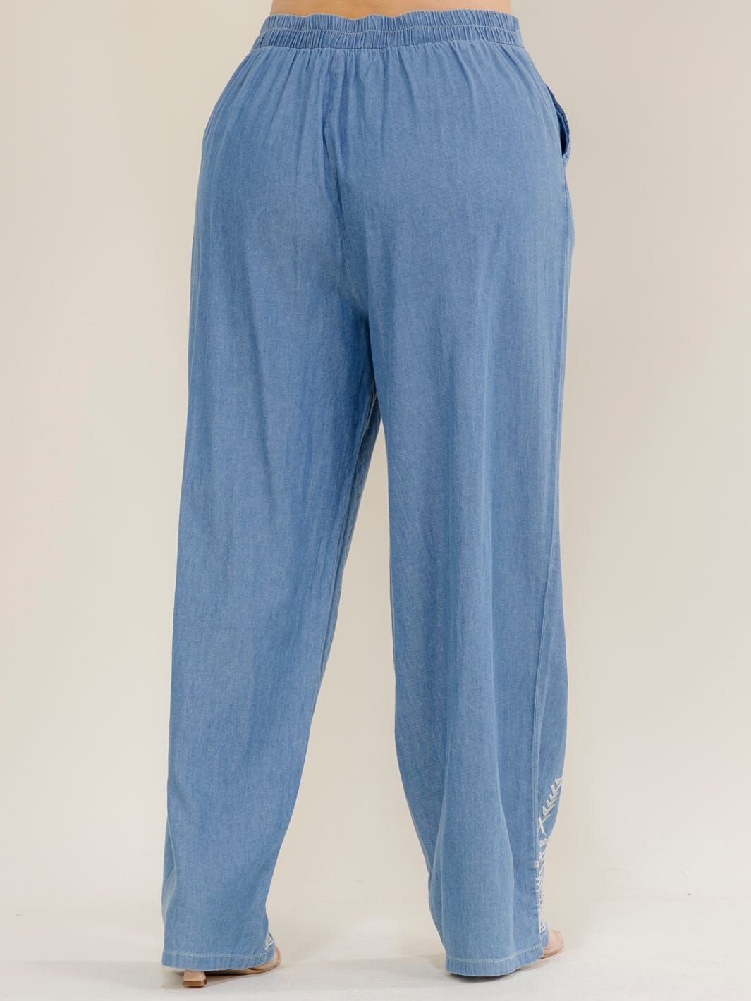 PLUS SIZE ELASTIC WAIST FRONT POCKETS EMBROIDERY WIDE LEG PANTS