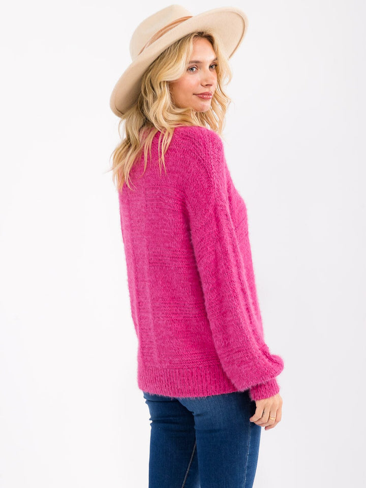 WOMEN'S LONG SLEEVE FUZZY PULLOVER SWEATER